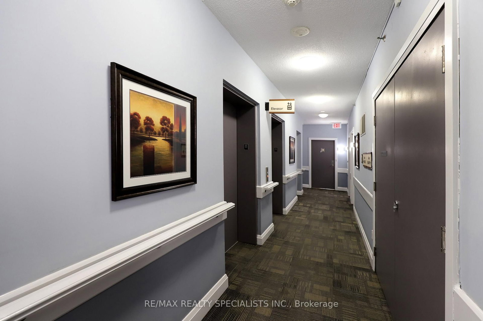 810 Scollard Court, Unit 809 - Photo 3