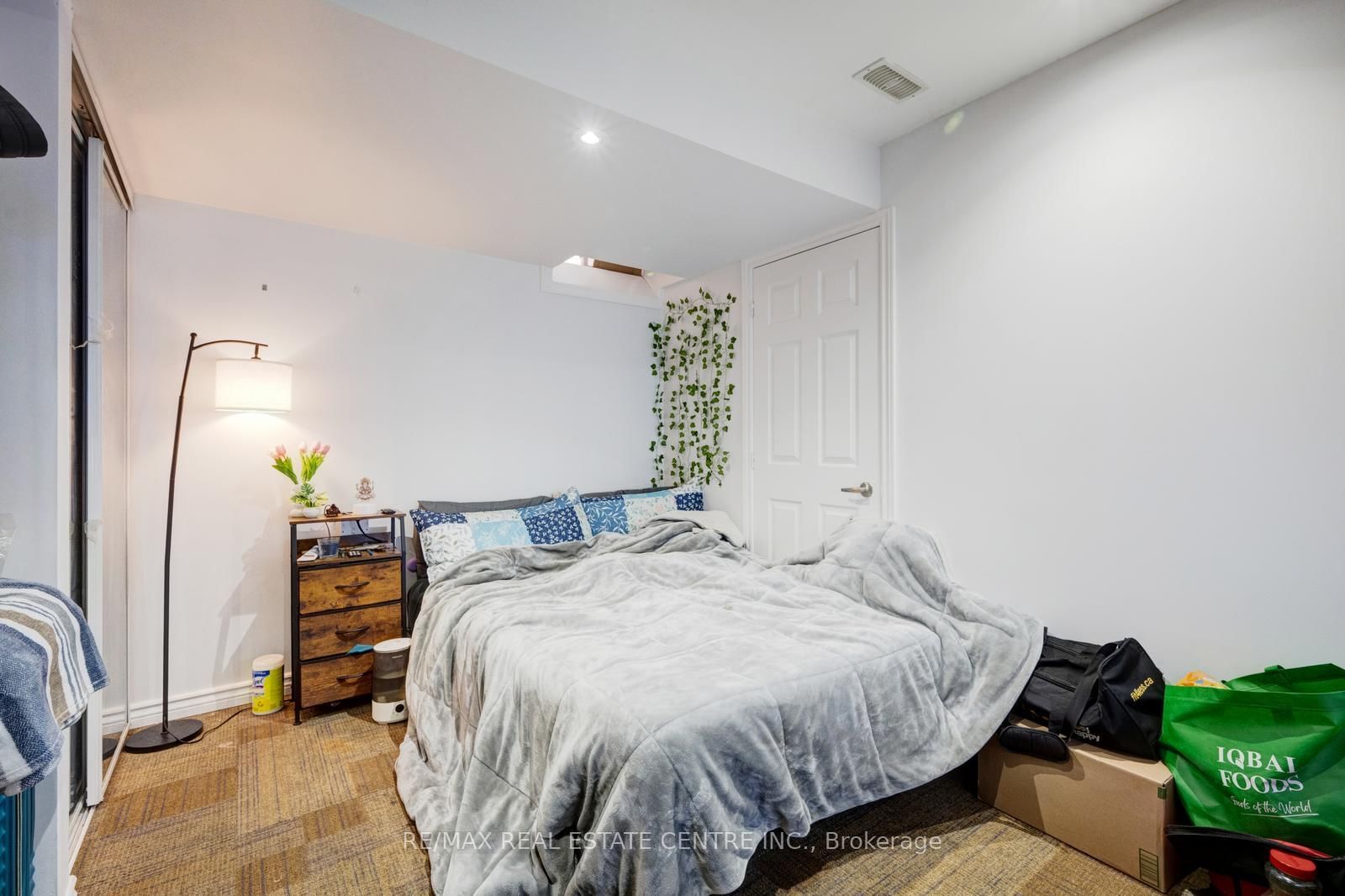 Detached House for sale at 19 Mediterranean Crescent, Brampton, Ontario, N9V 3X6 - Bram West - MLS: W12982008