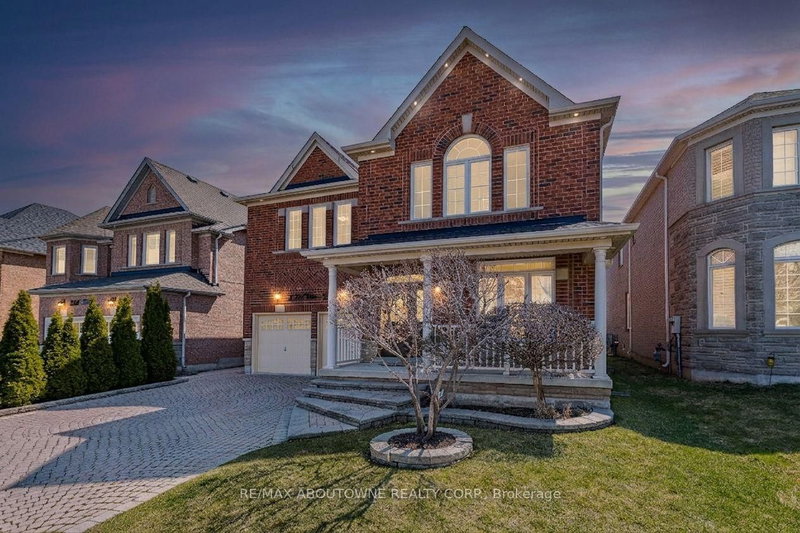 3228 Tacc Dr, Mississauga, L6M 0H3 | Image 2