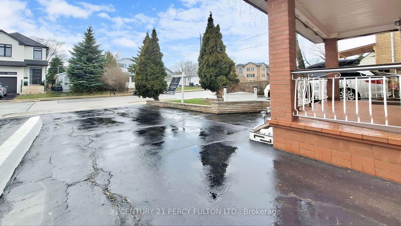 69 Twenty Fourth St, Toronto, M8V 3N7 | Image 3