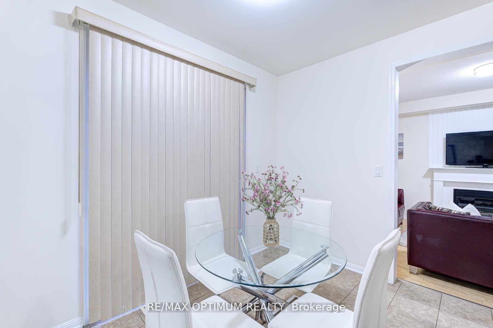 Detached House for sale at 233 Lockwood Road, Brampton, Ontario, L6Y 4Y1 - Fletcher's West - MLS: W12982124