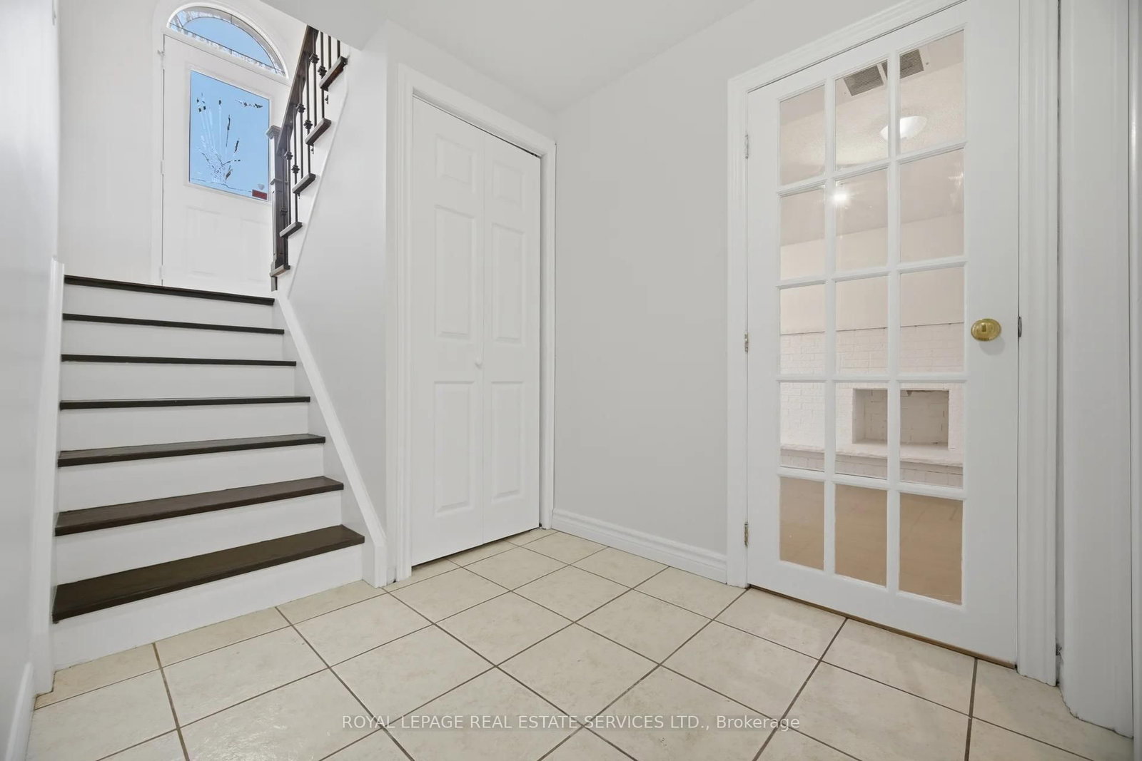 Detached House for sale at 142 Osborne Crescent, Oakville, Ontario, L6M 1G1 - College Park - MLS: W12982136