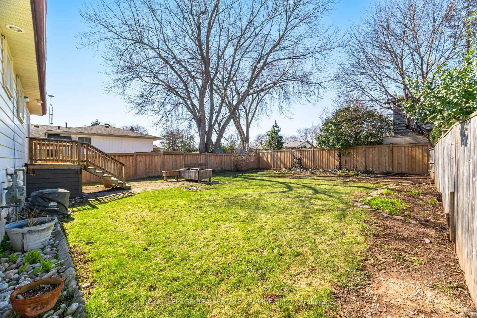 Detached House for sale at 142 Osborne Crescent, Oakville, Ontario, L6M 1G1 - College Park - MLS: W12982136