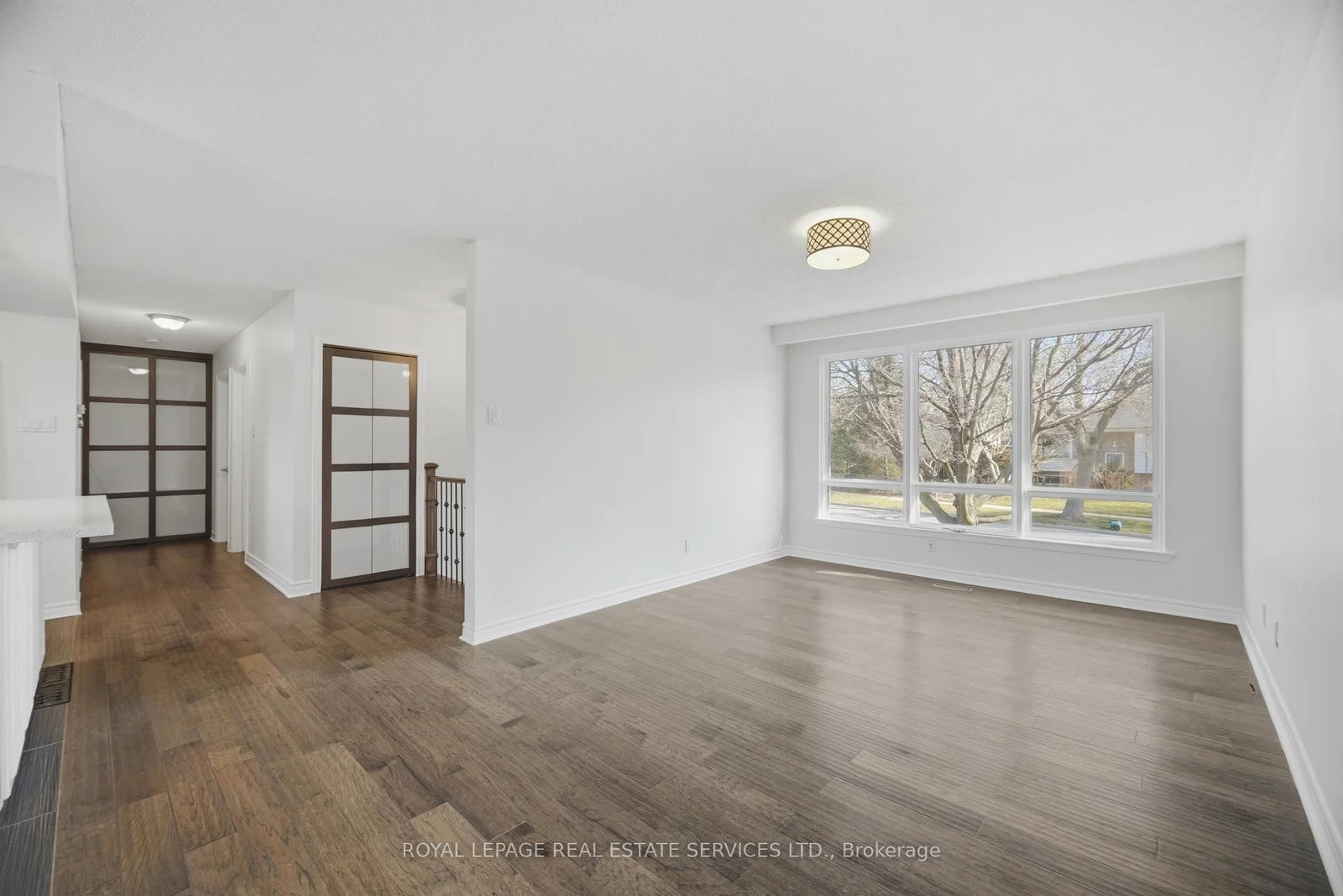 Detached House for sale at 142 Osborne Crescent, Oakville, Ontario, L6M 1G1 - College Park - MLS: W12982136