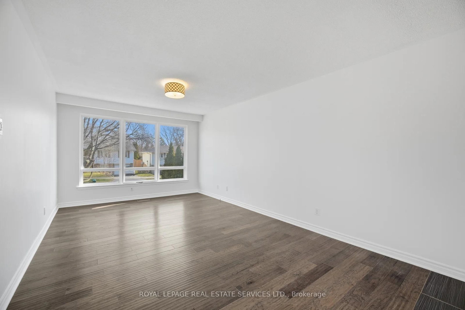 Detached House for sale at 142 Osborne Crescent, Oakville, Ontario, L6M 1G1 - College Park - MLS: W12982136