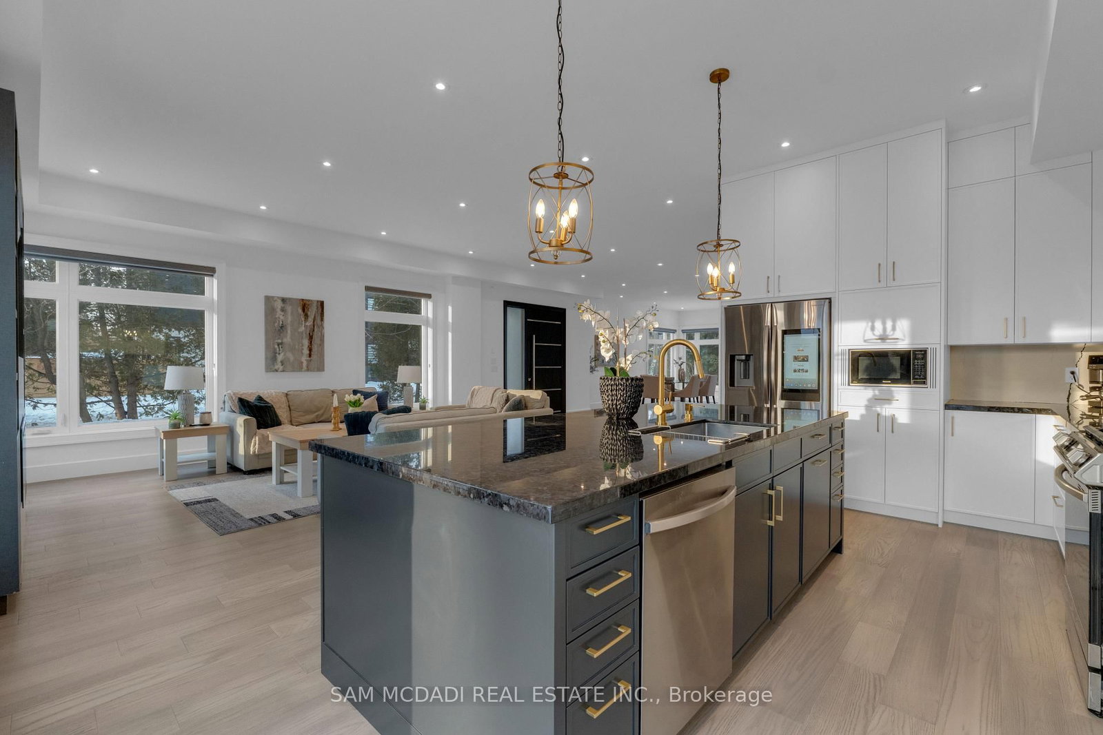 1050 Edgeleigh Avenue - Photo 5