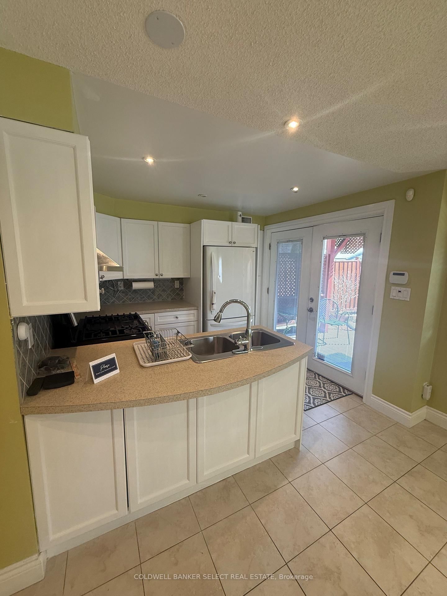 13 Gray Park Drive, Unit Lower - Photo 2