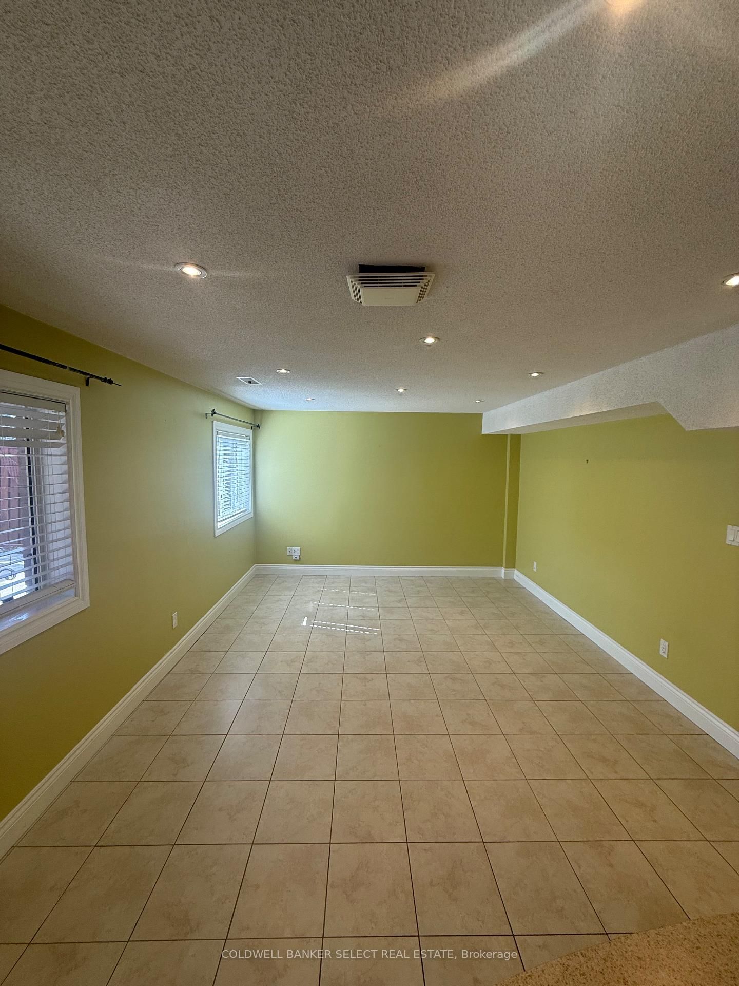 13 Gray Park Drive, Unit Lower - Photo 4