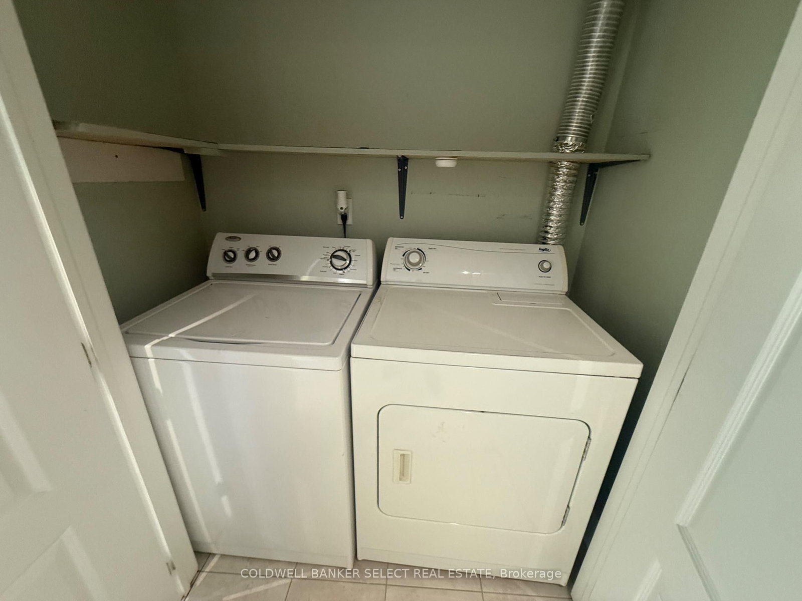 13 Gray Park Drive, Unit Lower - Photo 8