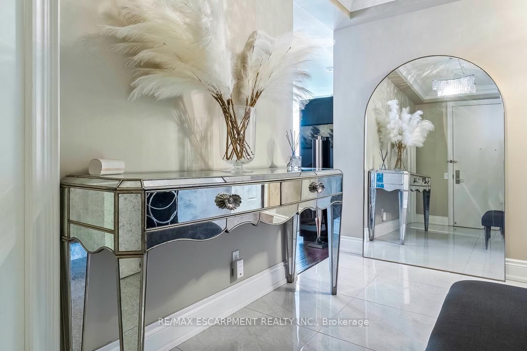 35 Kingsbridge Garden Circle, Unit 2706 - Photo 7