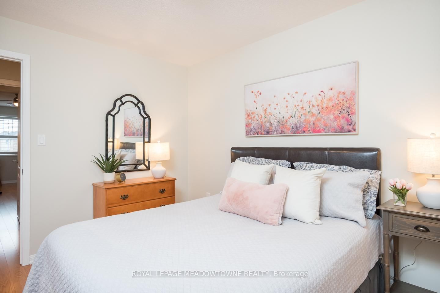 Detached House for sale at 292 Mcdougall Cross, Milton, Ontario, L9T 0N6 - Harrison - MLS: W12982330