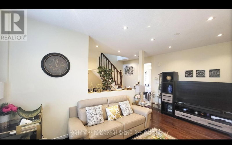 81 - 7155 Magistrate Terr, Mississauga, L5W 1Y8 | Image 3