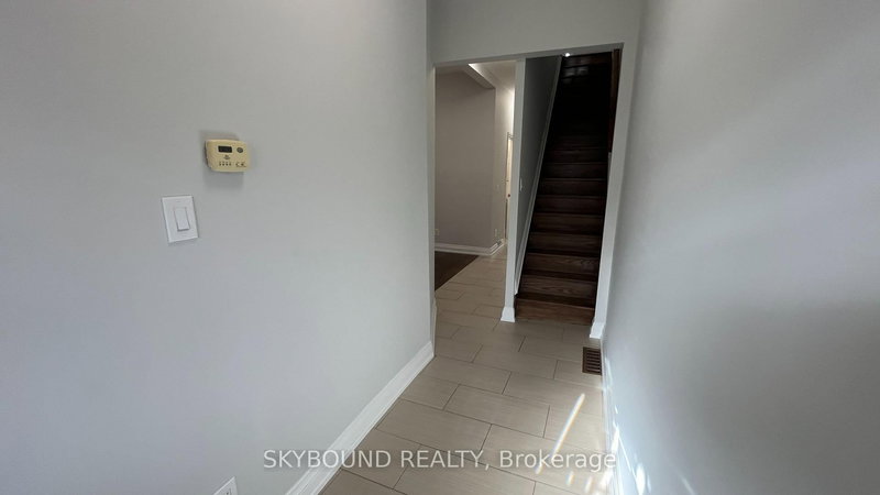 68 Yarmouth Rd, Toronto, M6G 1W9 | Image 3