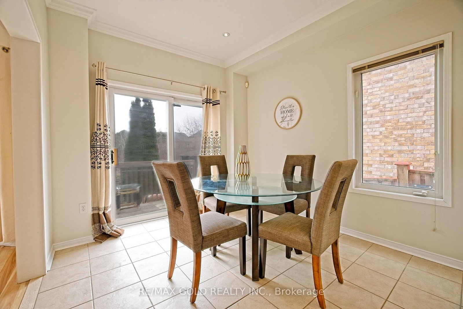 Detached House for sale at 16 Cottontail Road, Brampton, Ontario, L7A 3R3 - Fletcher's Meadow - MLS: W12982380