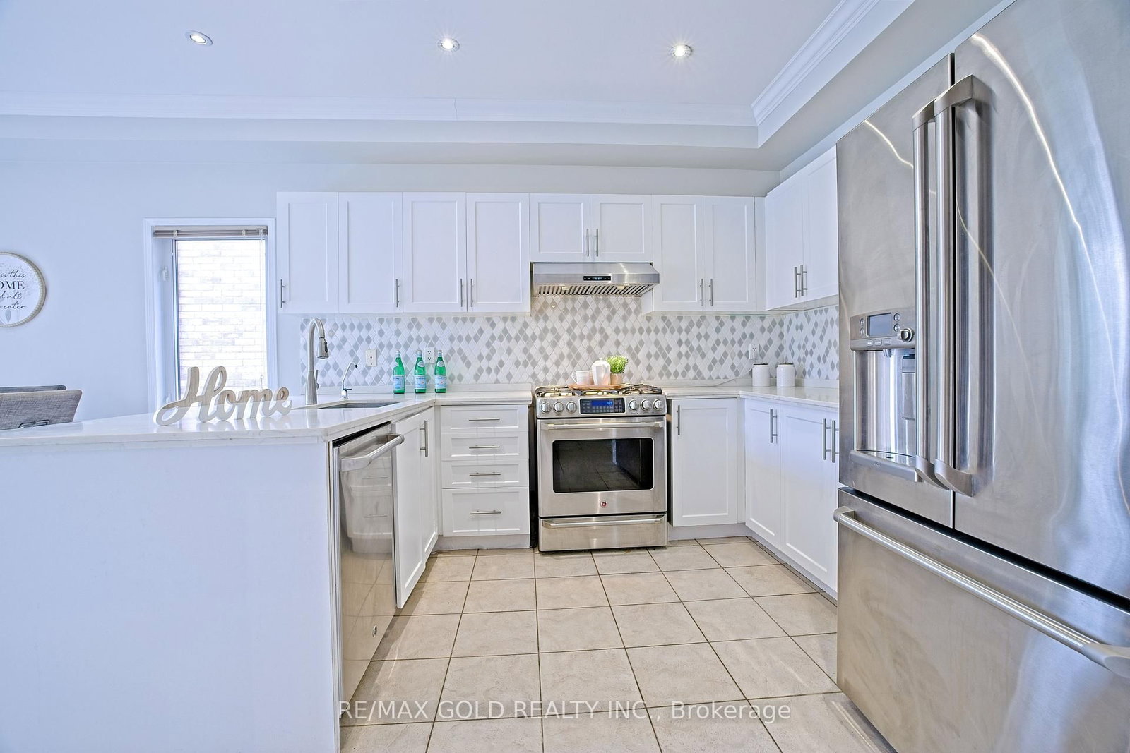 Detached House for sale at 16 Cottontail Road, Brampton, Ontario, L7A 3R3 - Fletcher's Meadow - MLS: W12982380