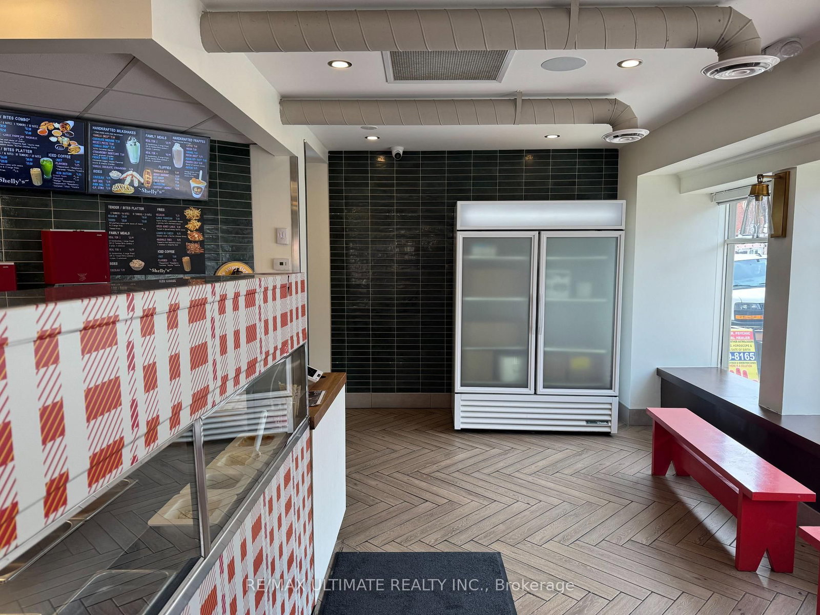 213 Queen Street S - Photo 6