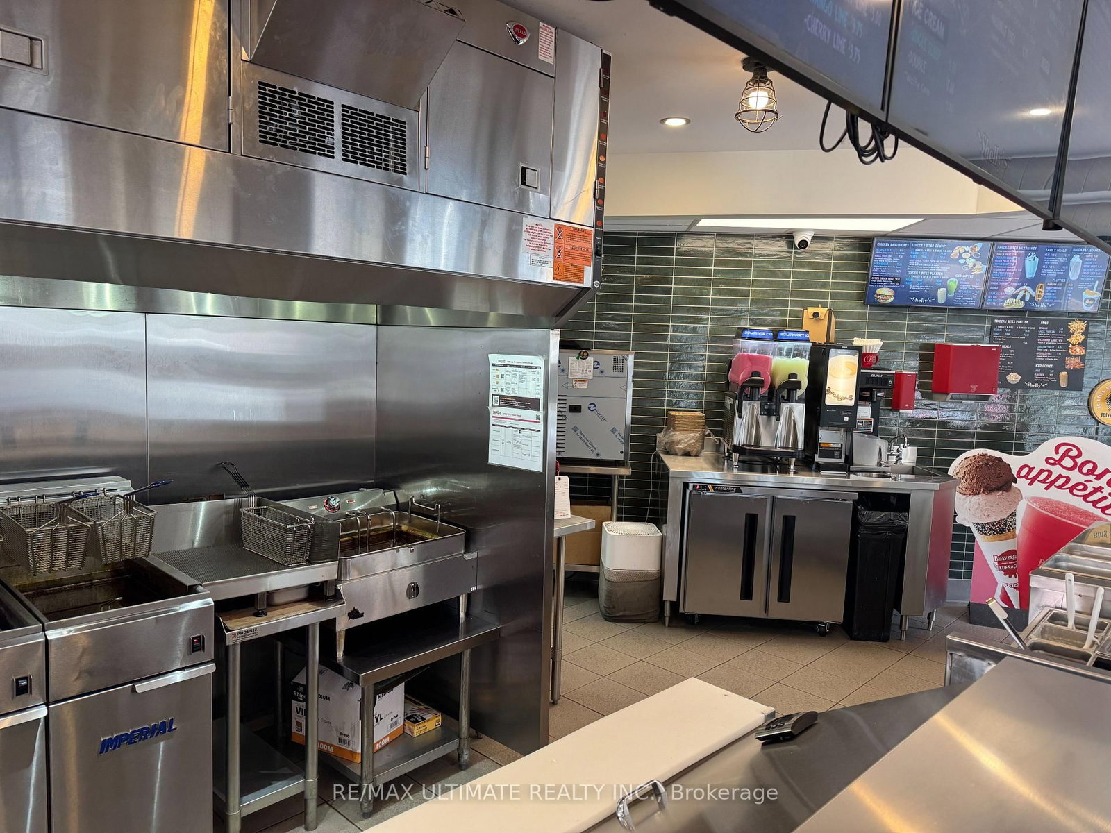 213 Queen Street S - Photo 9