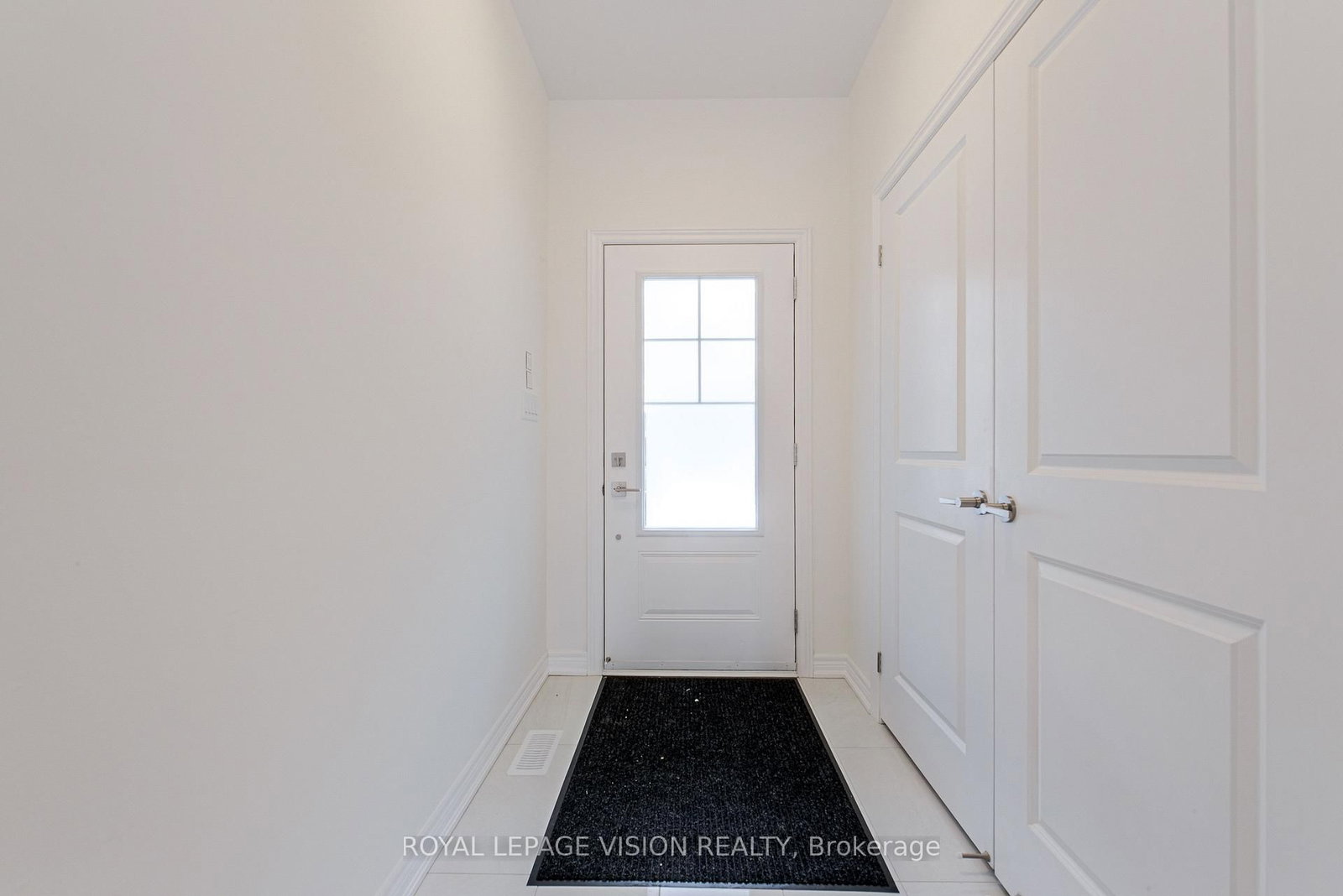24 Folcroft Street - Photo 2