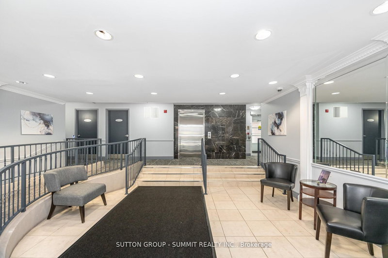 207 - 2300 Parkhaven Blvd, Oakville, L6H 6V9 | Image 3