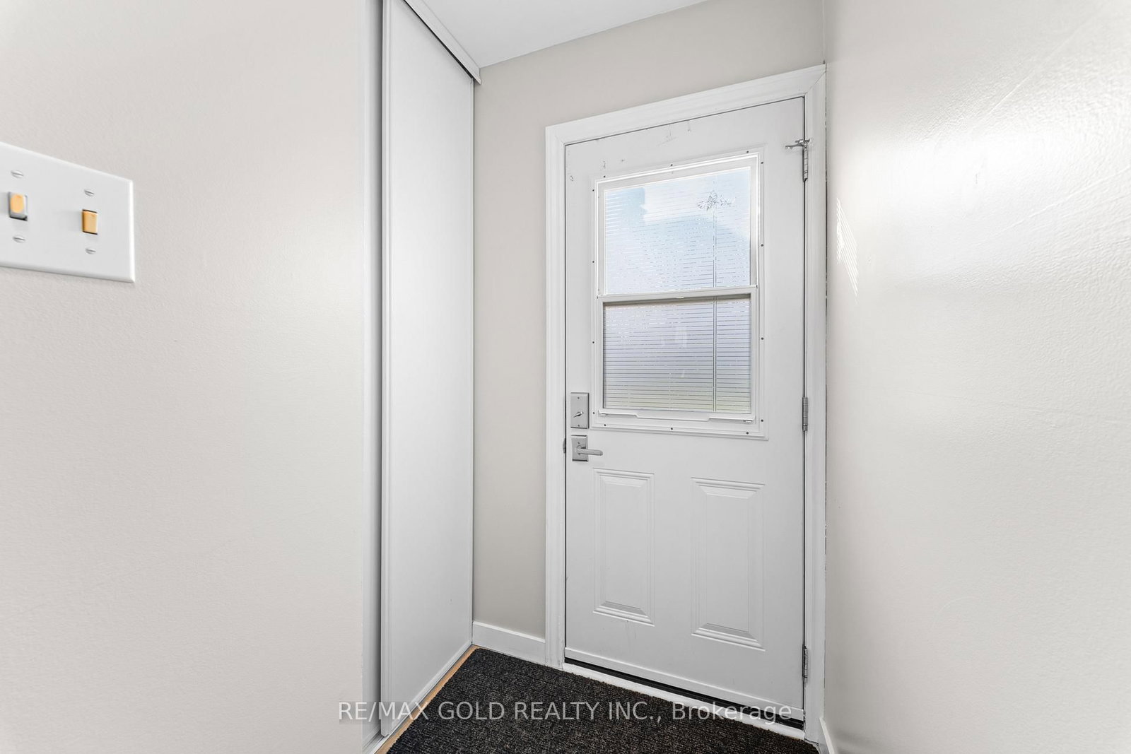 Detached House for sale at 36 Greenmount Road, Brampton, Ontario, L6S 1L5 - Northgate - MLS: W12982490