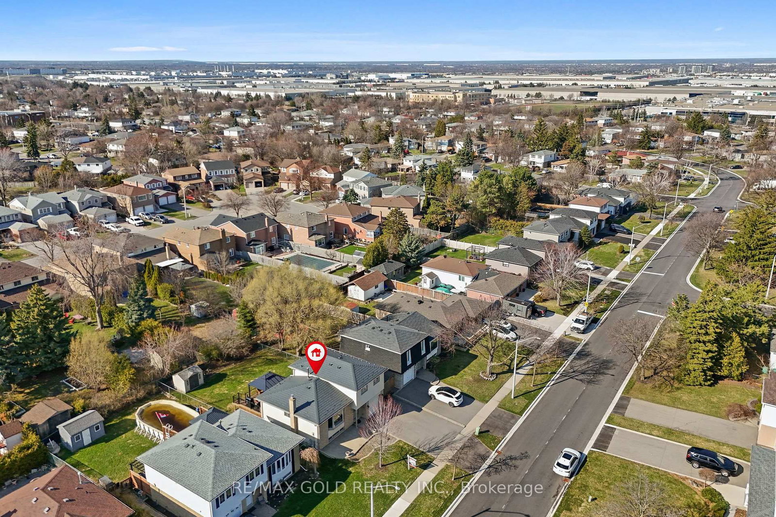 Detached House for sale at 36 Greenmount Road, Brampton, Ontario, L6S 1L5 - Northgate - MLS: W12982490