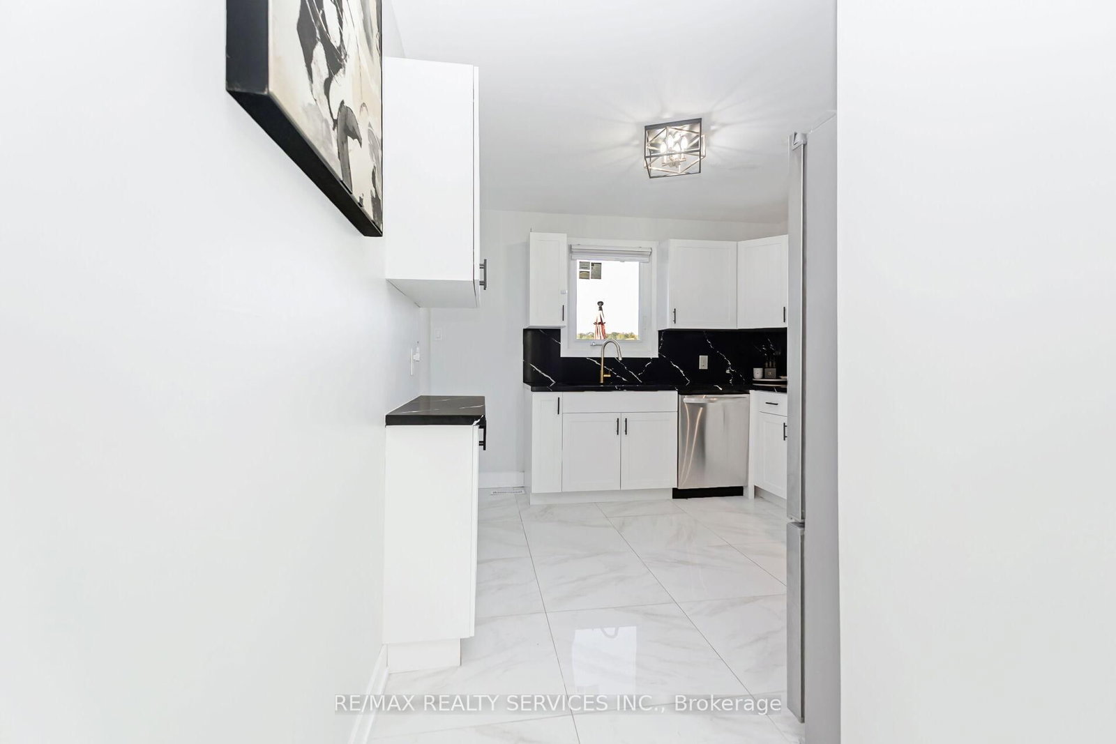 Detached House for sale at 31 Huntingwood Crescent, Brampton, Ontario, L6S 1S5 - Central Park - MLS: W12982548