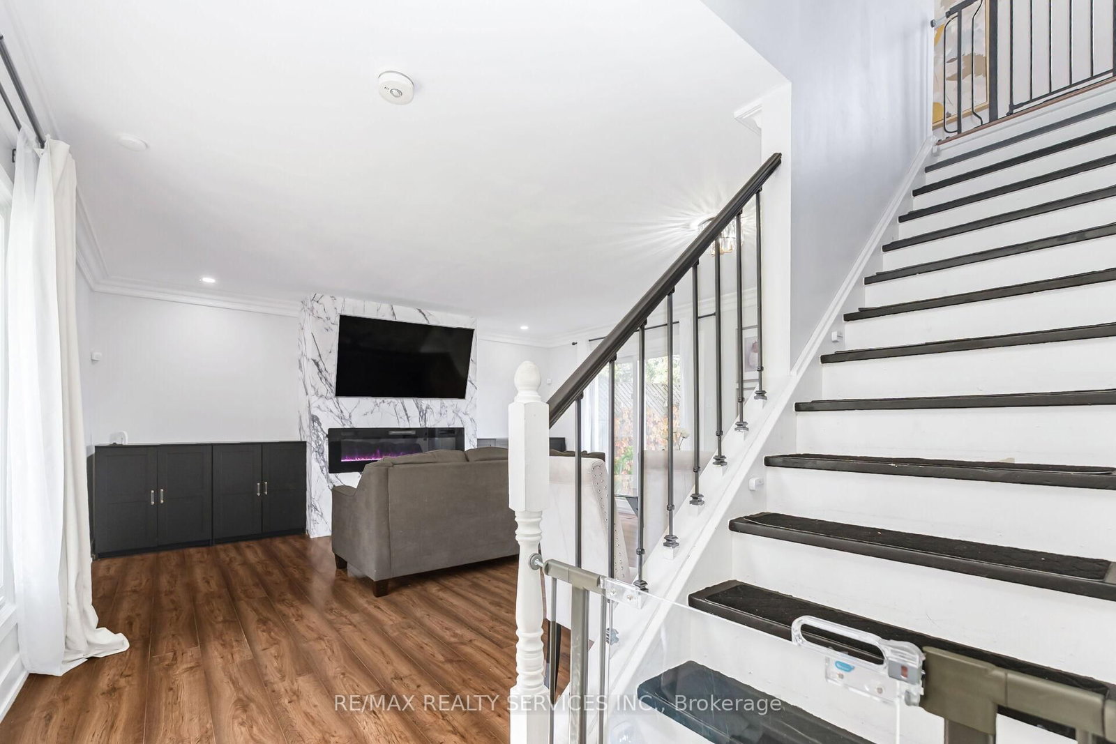 Detached House for sale at 31 Huntingwood Crescent, Brampton, Ontario, L6S 1S5 - Central Park - MLS: W12982548