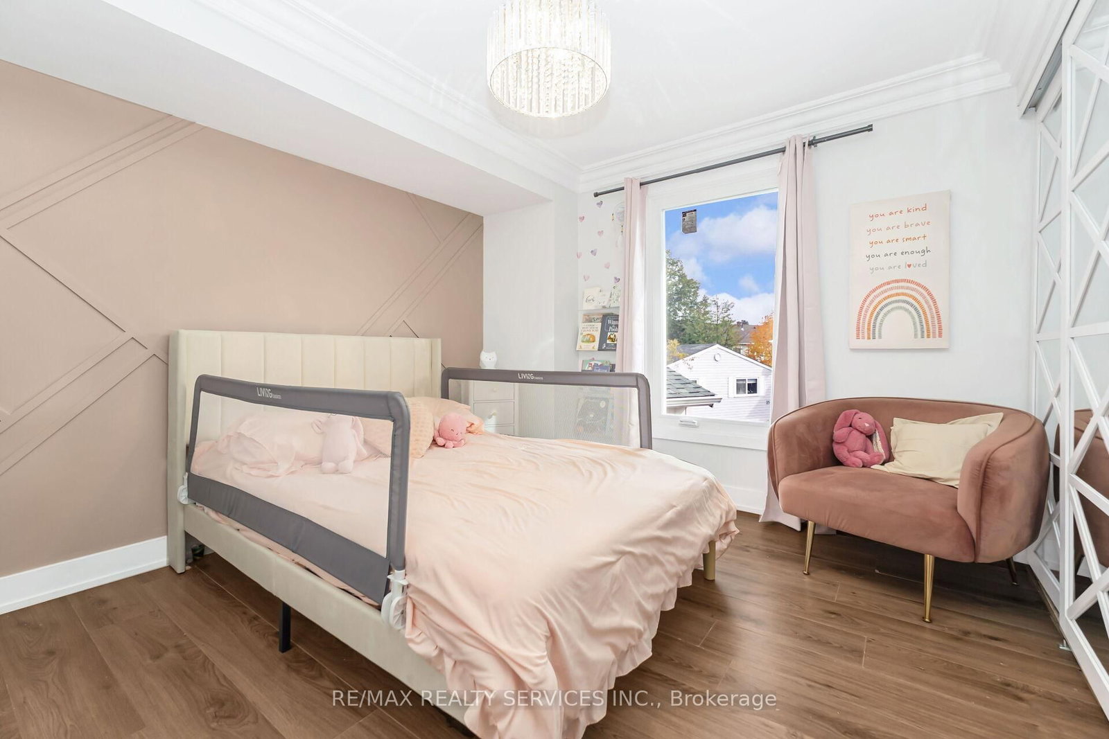 Detached House for sale at 31 Huntingwood Crescent, Brampton, Ontario, L6S 1S5 - Central Park - MLS: W12982548