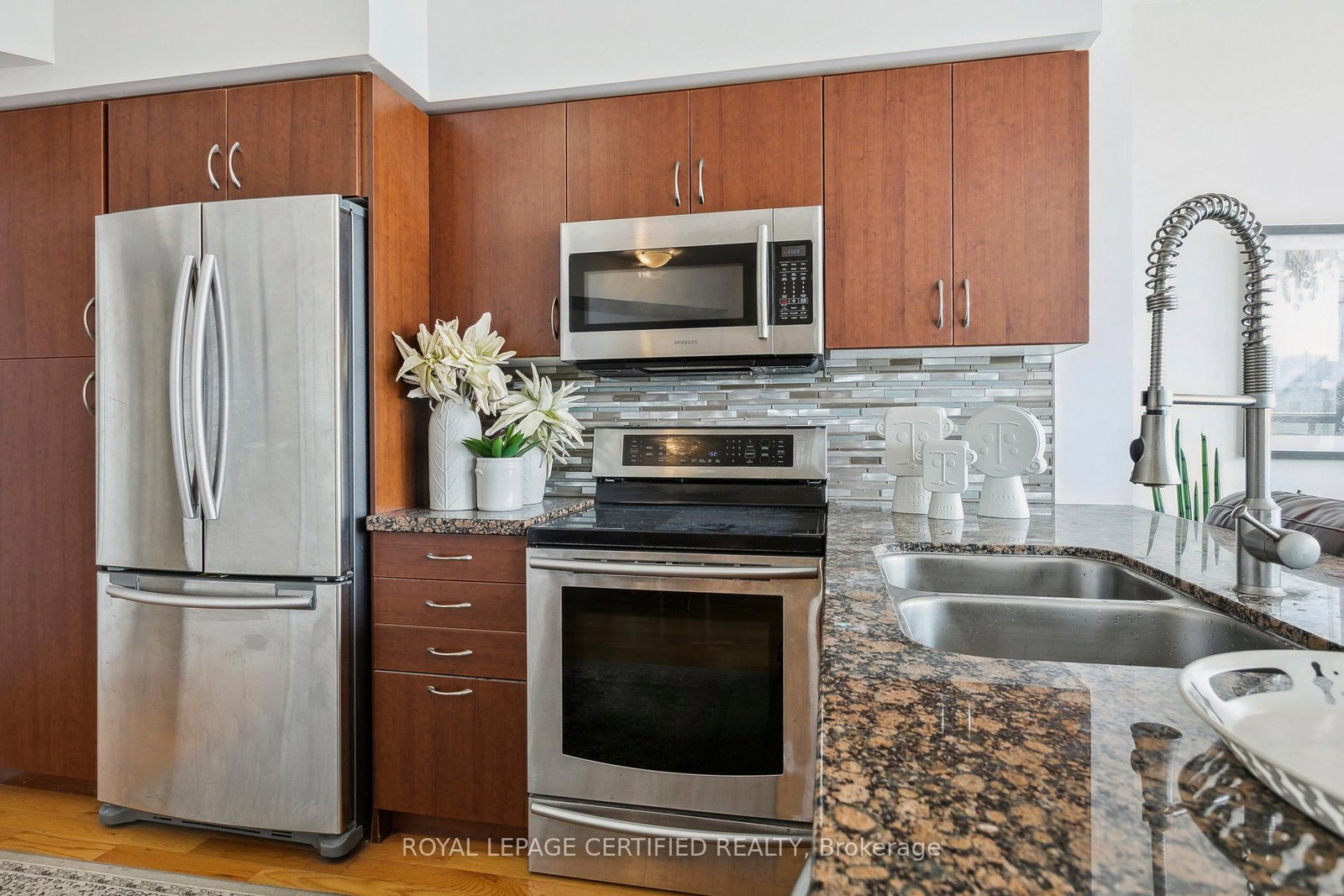 2240 Lakeshore Boulevard W, Unit 1208 - Photo 10