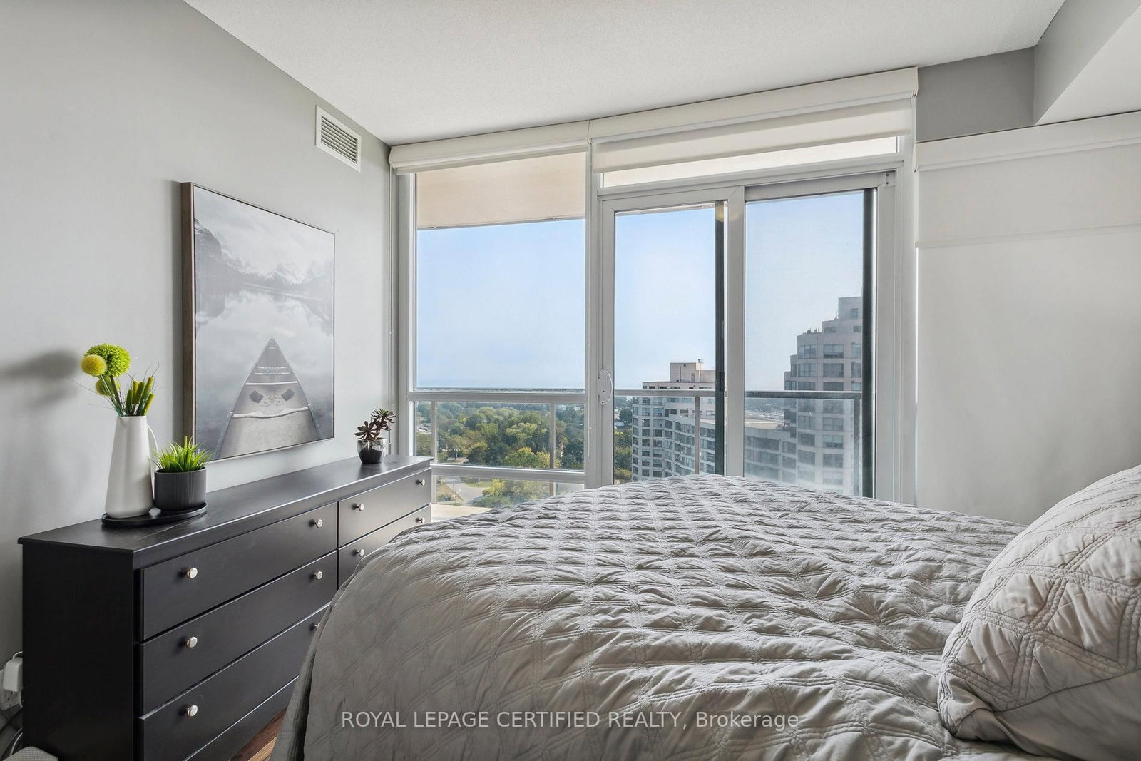 2240 Lakeshore Boulevard W, Unit 1208 - Photo 18