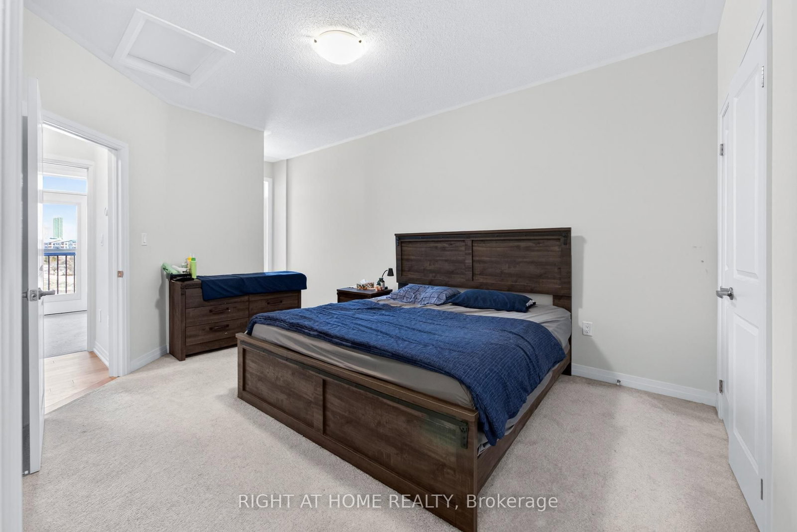 24 Monreau Drive - Photo 8