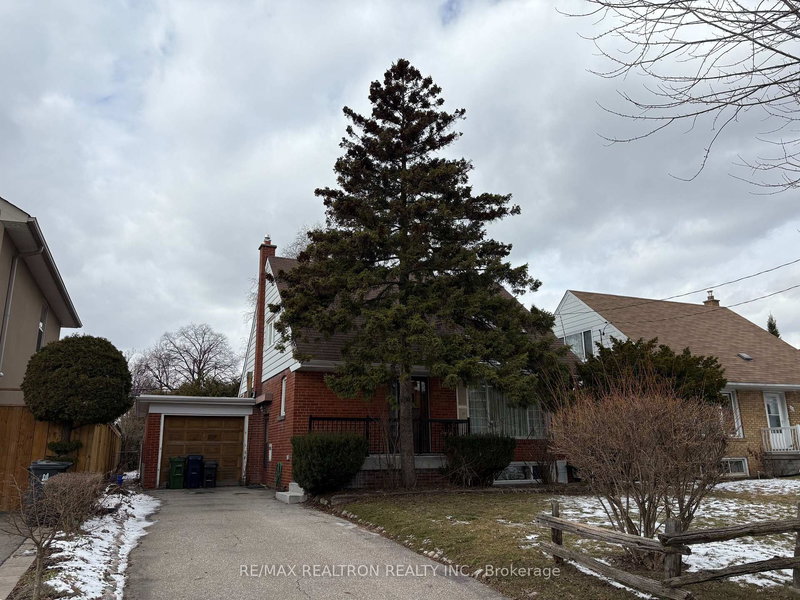 home for lease on 20 Mooreshead Drive