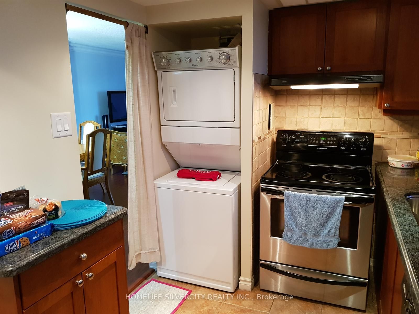 3695 Kaneff Crescent, Unit SPH 05 - Photo 3