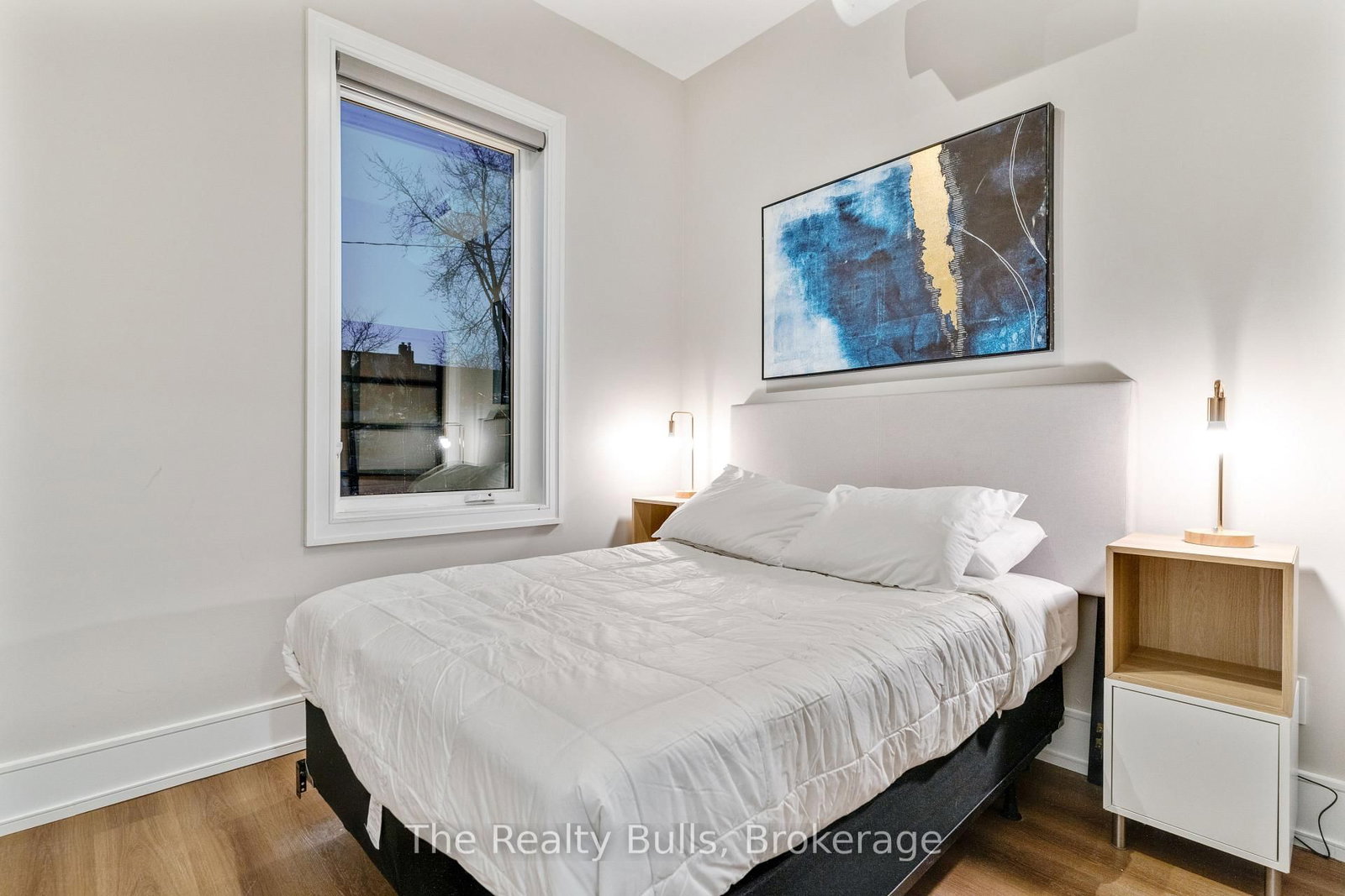 1320 Queen Street W - Photo 15