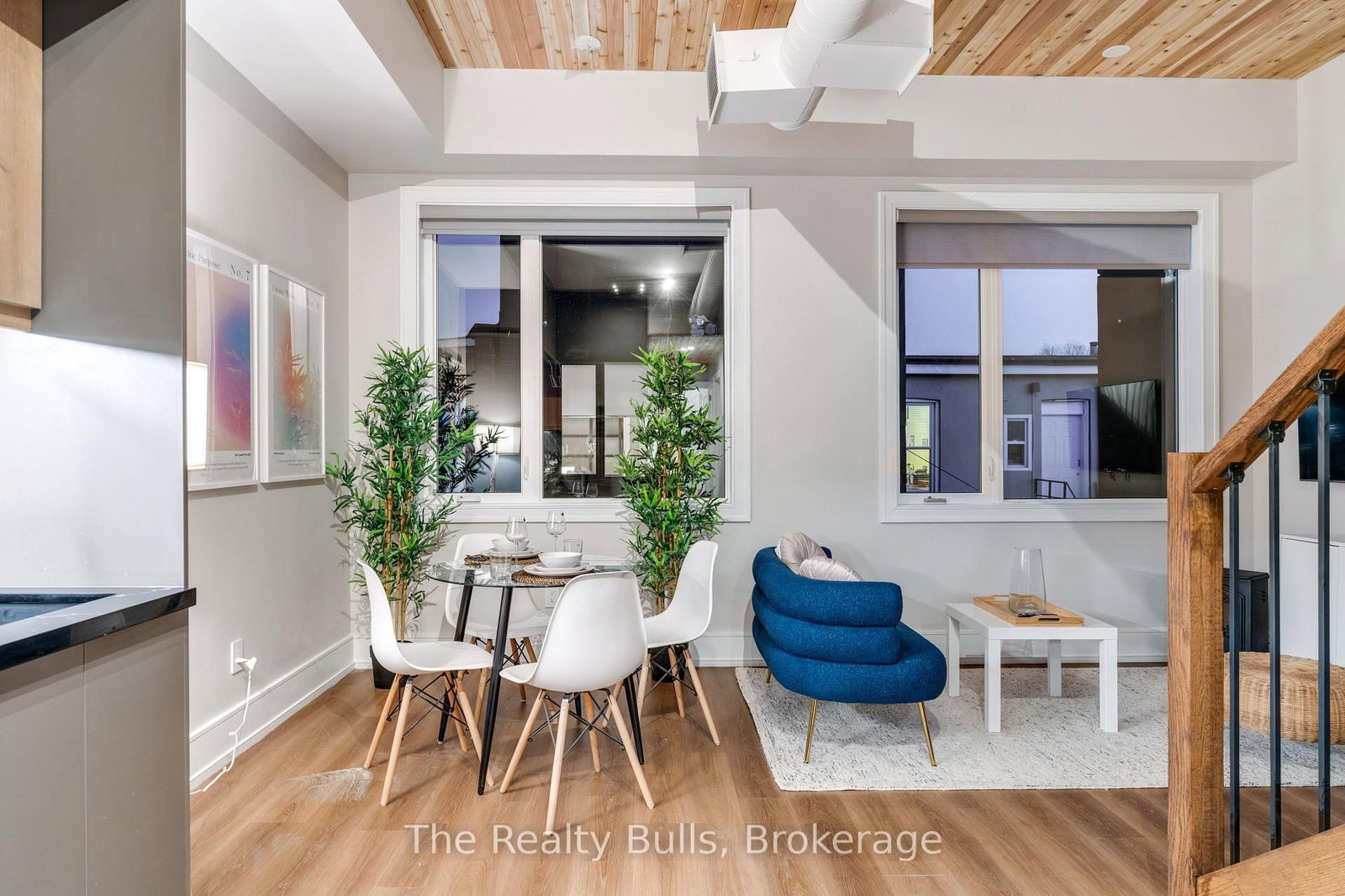 1320 Queen Street W - Photo 16