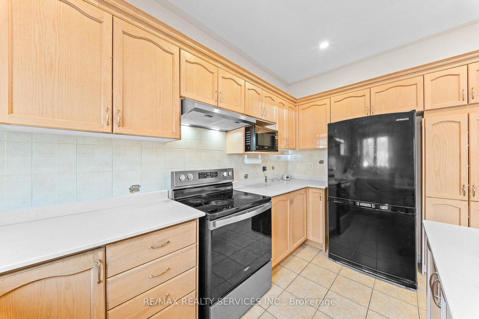 Detached House for sale at 20 Strathdale Road, Brampton, Ontario, L6P 2Y1 - Bram East - MLS: W12982898