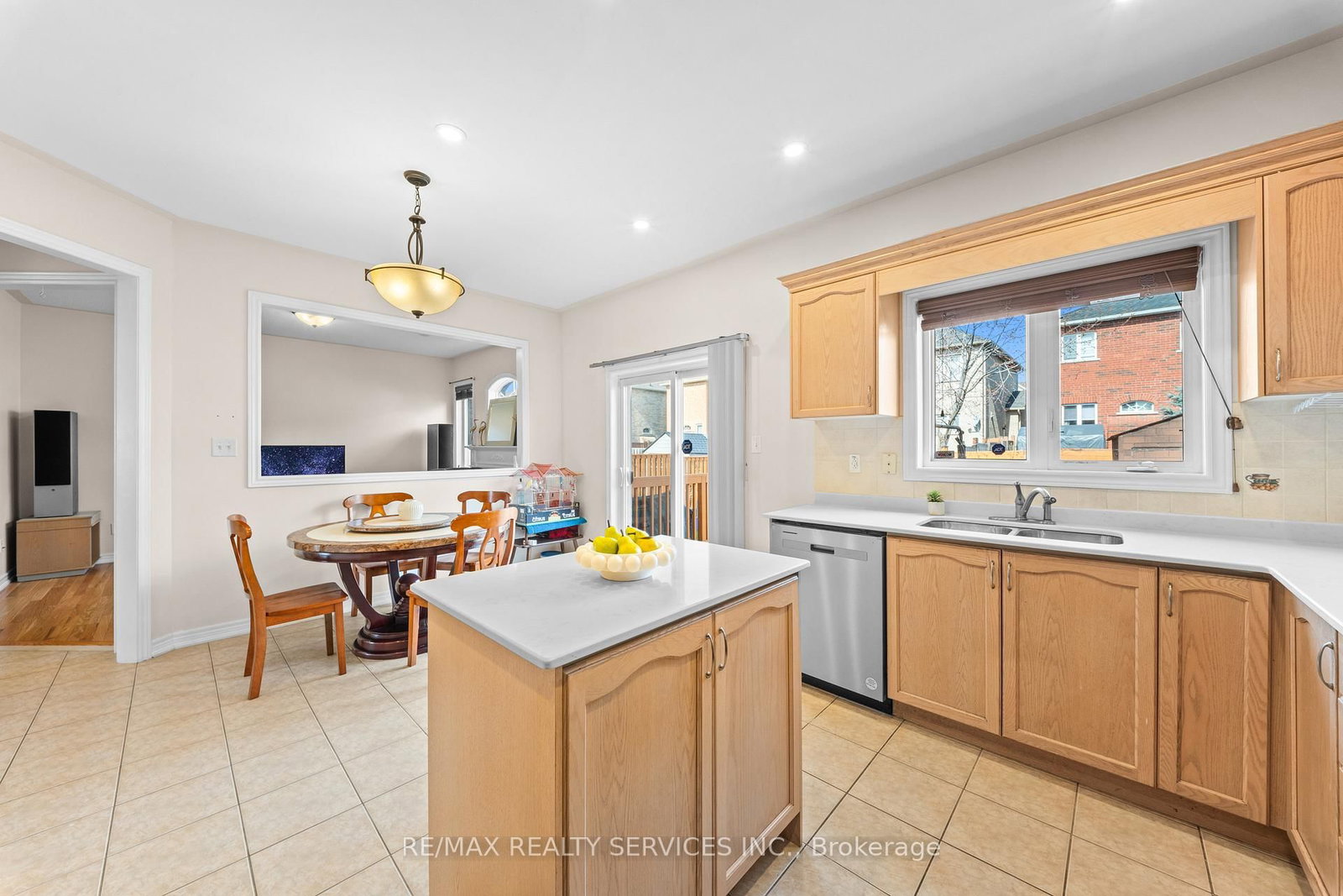 Detached House for sale at 20 Strathdale Road, Brampton, Ontario, L6P 2Y1 - Bram East - MLS: W12982898