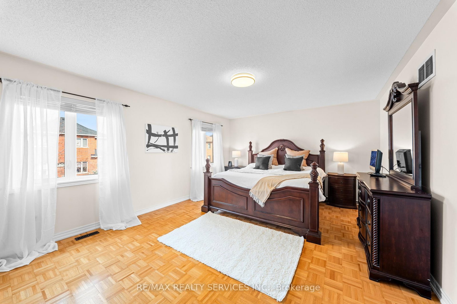 Detached House for sale at 20 Strathdale Road, Brampton, Ontario, L6P 2Y1 - Bram East - MLS: W12982898