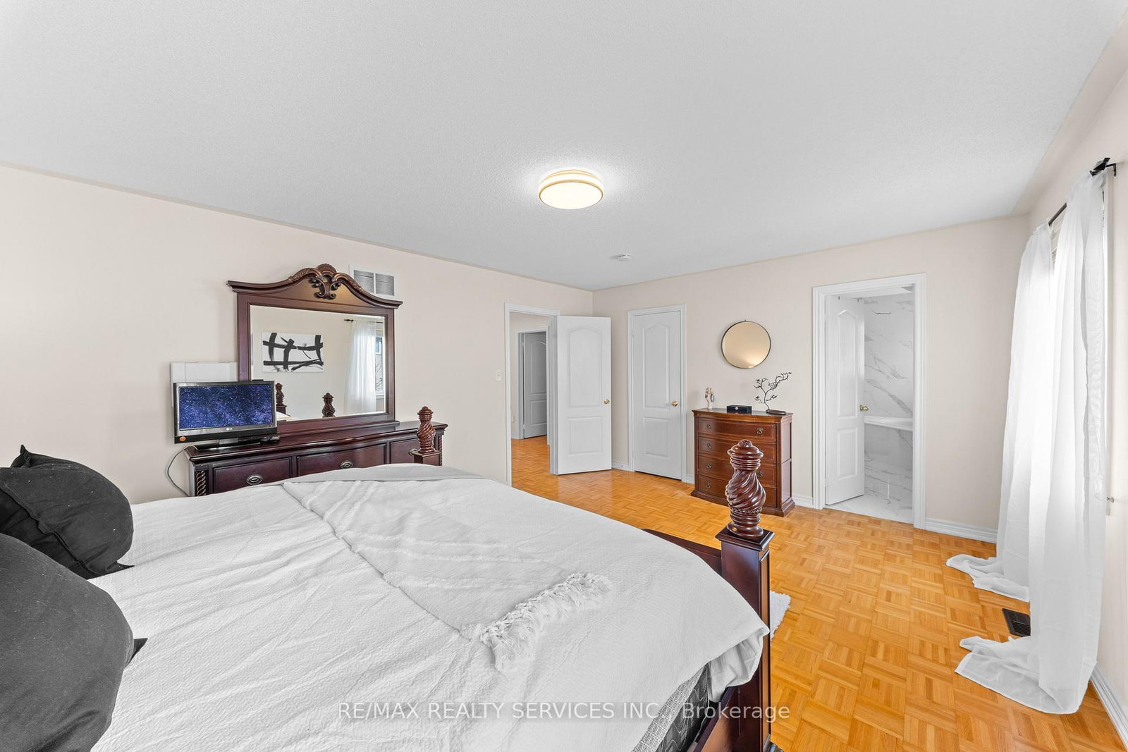 Detached House for sale at 20 Strathdale Road, Brampton, Ontario, L6P 2Y1 - Bram East - MLS: W12982898