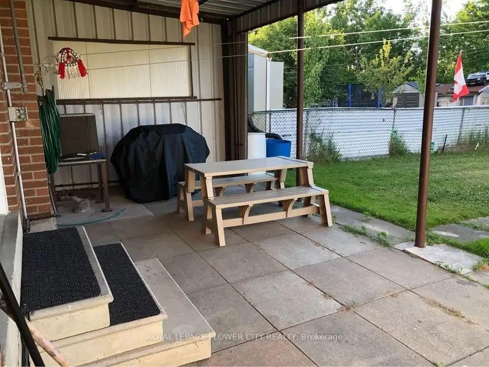 191 Cabana Drive N, Unit 2 - Photo 8