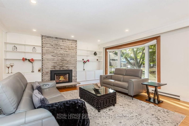 153 Ulster Dr, Oakville, L6L 3P3 | Image 3