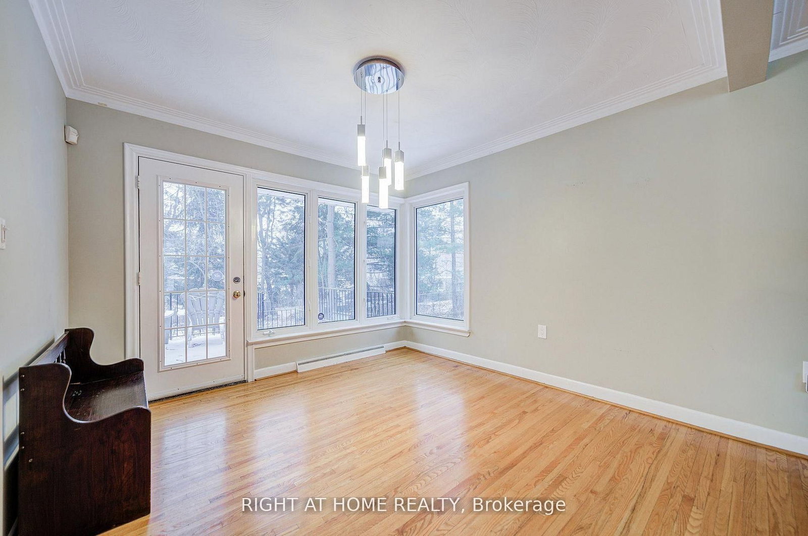 Detached House for sale at 1445 Ryan Place, Mississauga, Ontario, L5C 1J7 - Erindale - MLS: W12982972