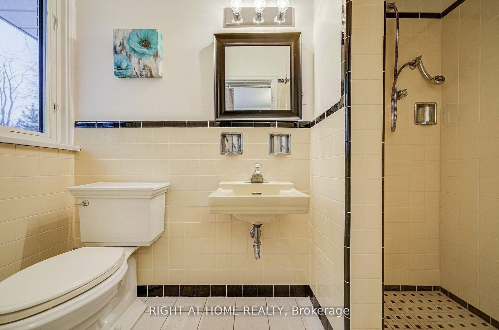 Detached House for sale at 1445 Ryan Place, Mississauga, Ontario, L5C 1J7 - Erindale - MLS: W12982972