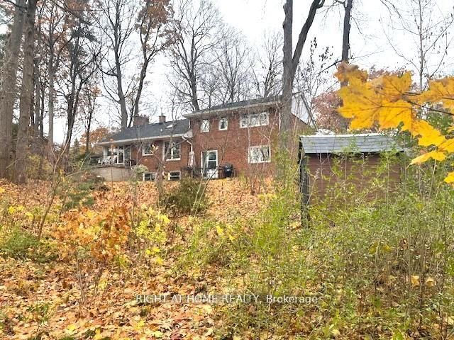 Detached House for sale at 1445 Ryan Place, Mississauga, Ontario, L5C 1J7 - Erindale - MLS: W12982972