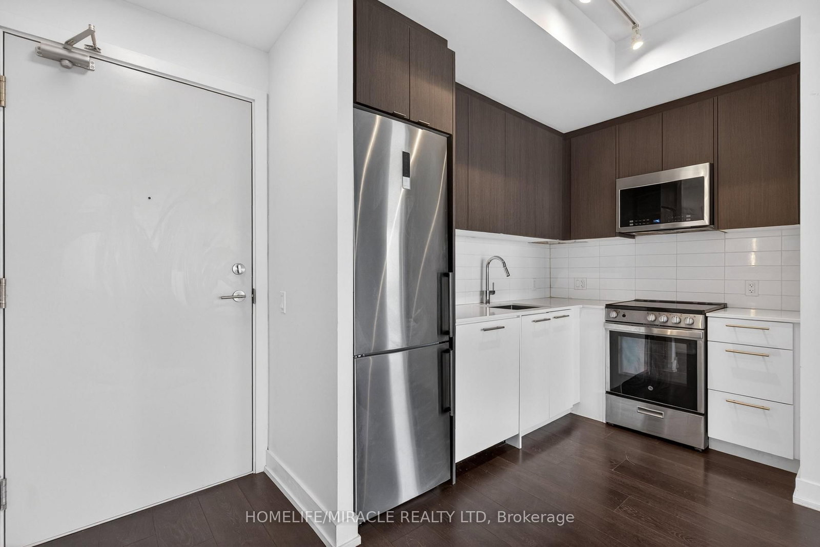 225 N Veterans Drive N, Unit 1105 - Photo 17