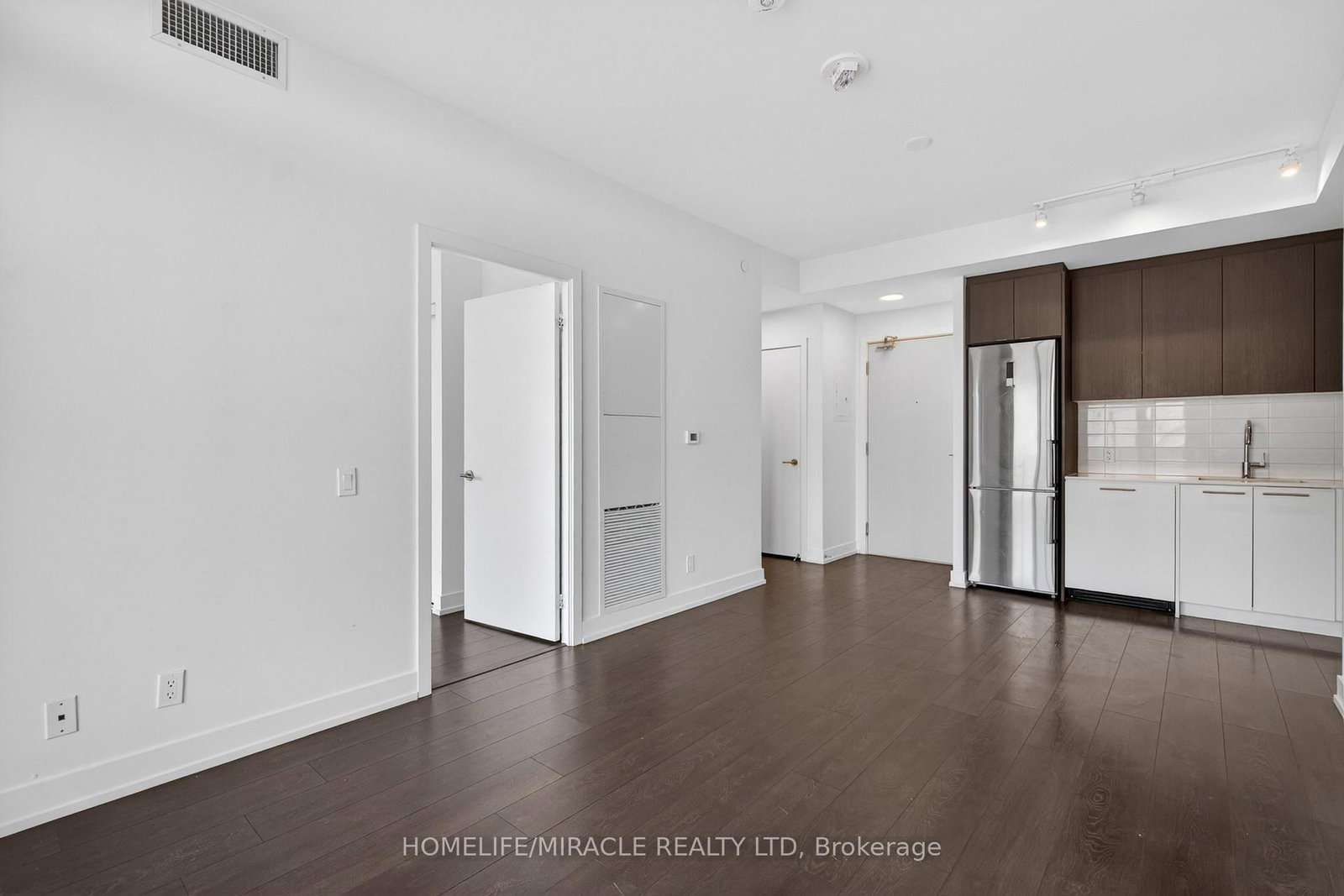 225 N Veterans Drive N, Unit 1105 - Photo 22