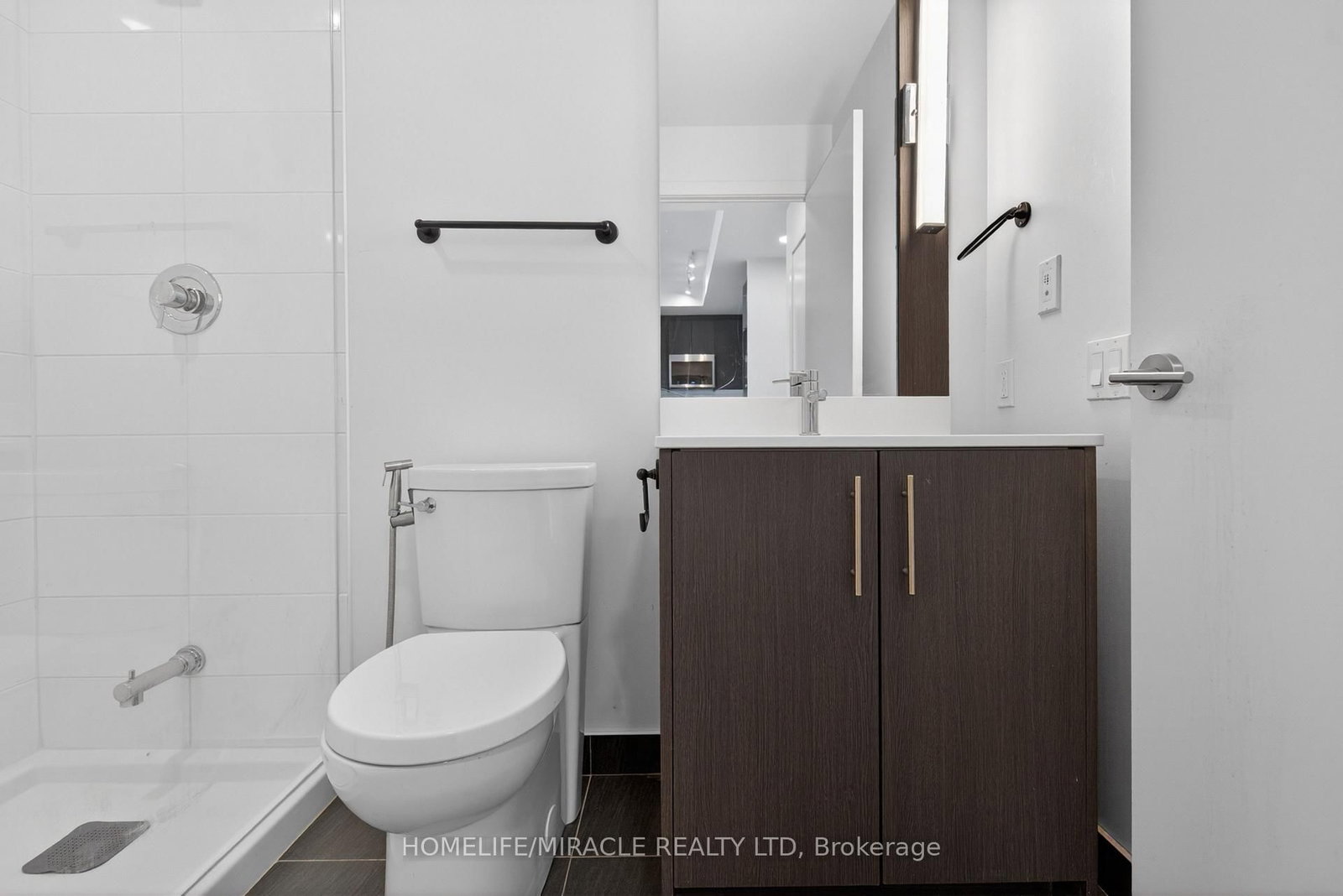 225 N Veterans Drive N, Unit 1105 - Photo 34