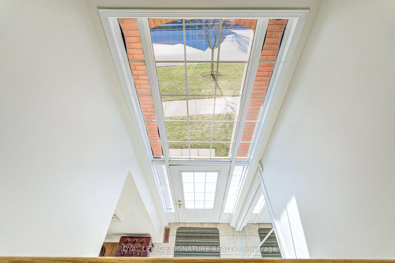 Townhouse for sale at 1019 Kennedy Circle, Milton, Ontario, L9T 5S4 - Beaty - MLS: W12983100