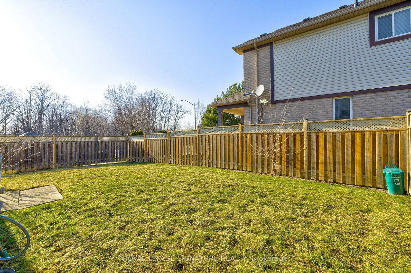 Townhouse for sale at 1019 Kennedy Circle, Milton, Ontario, L9T 5S4 - Beaty - MLS: W12983100