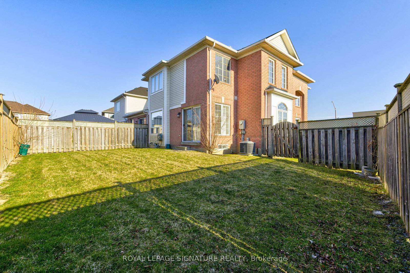 Townhouse for sale at 1019 Kennedy Circle, Milton, Ontario, L9T 5S4 - Beaty - MLS: W12983100